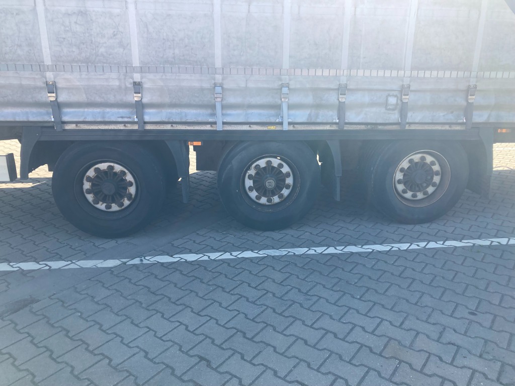 Mega Liner 