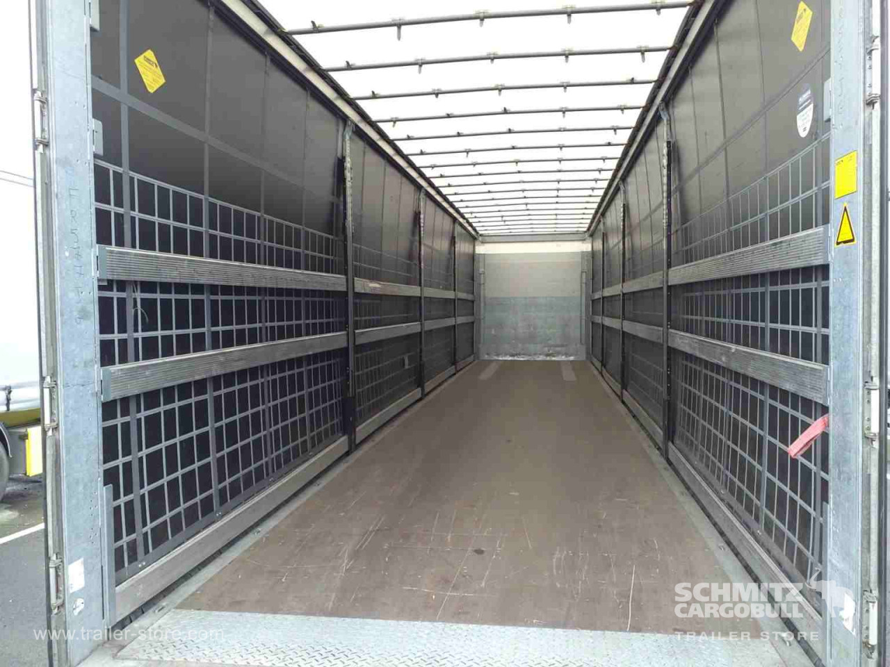 Schmitz Cargobull Semitrailer Curtainsider Standard 