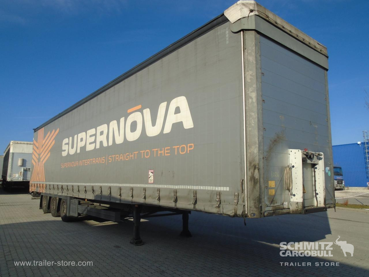 Schmitz Cargobull Curtainsider Mega 