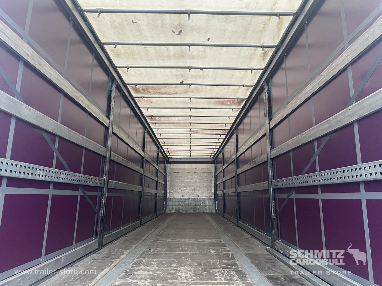 Schmitz Cargobull Curtainsider Coil 