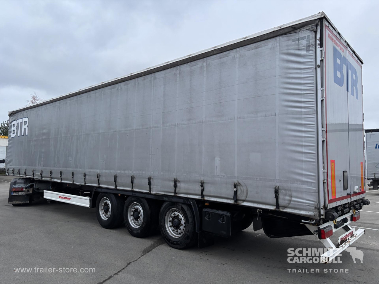 KAESSBOHRER Curtainsider Standard 