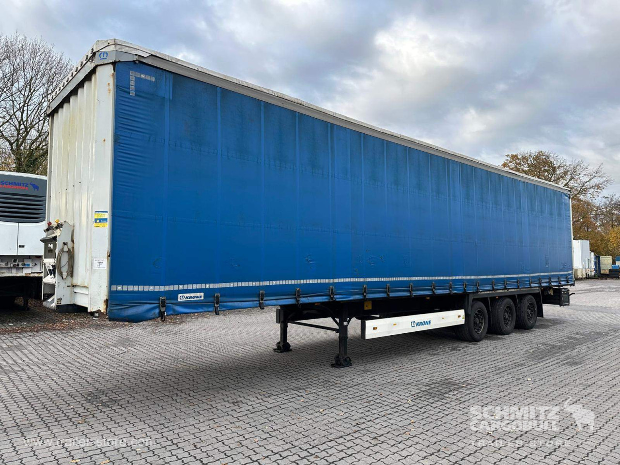 Krone Curtainsider Mega 