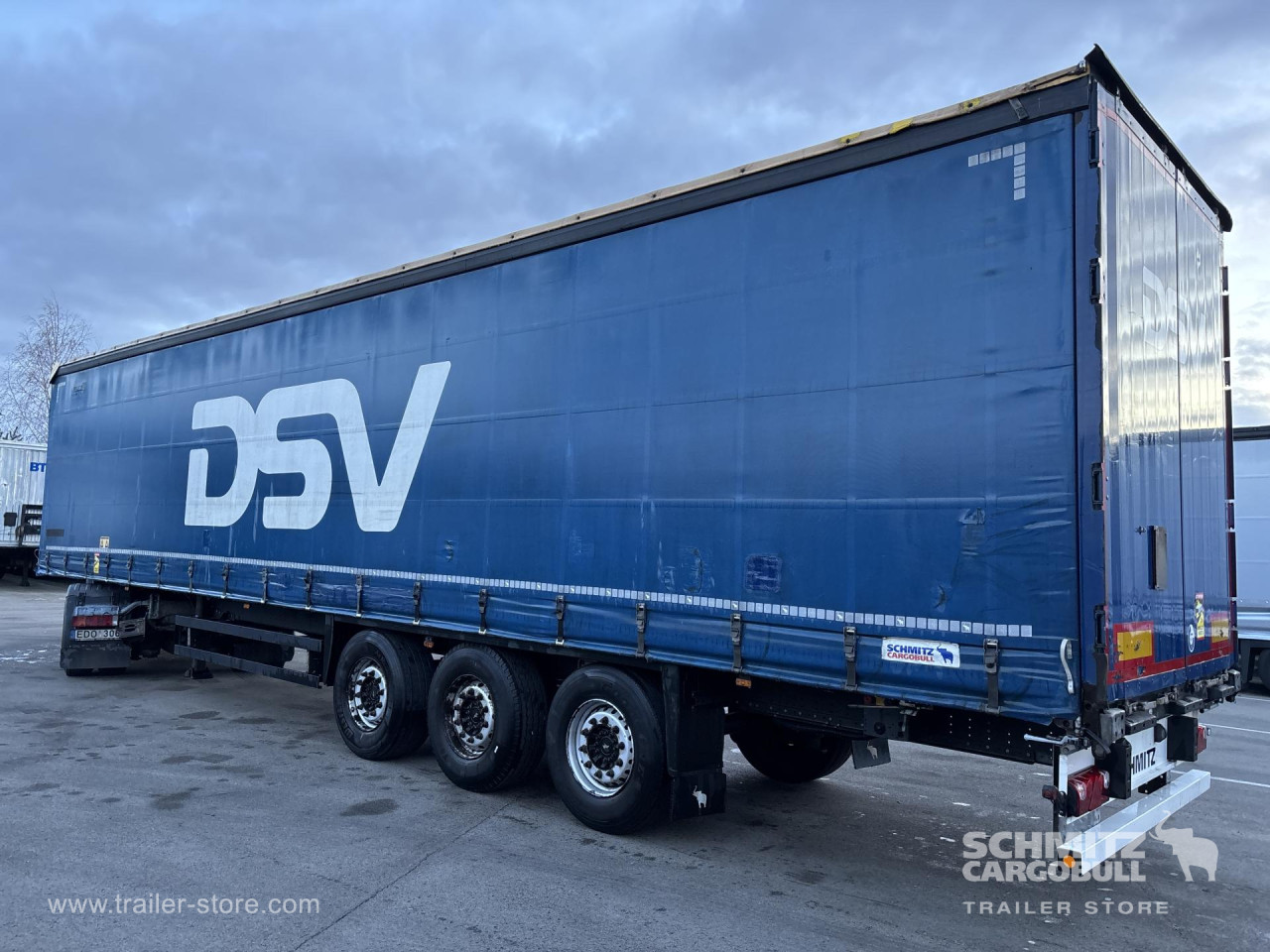 Schmitz Cargobull Curtainsider Standard 