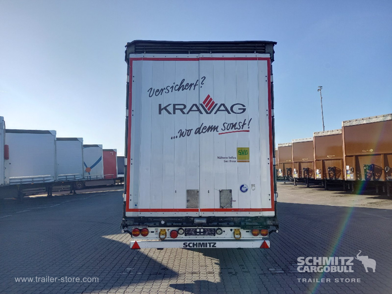Schmitz Cargobull Curtainsider Mega Getränke 