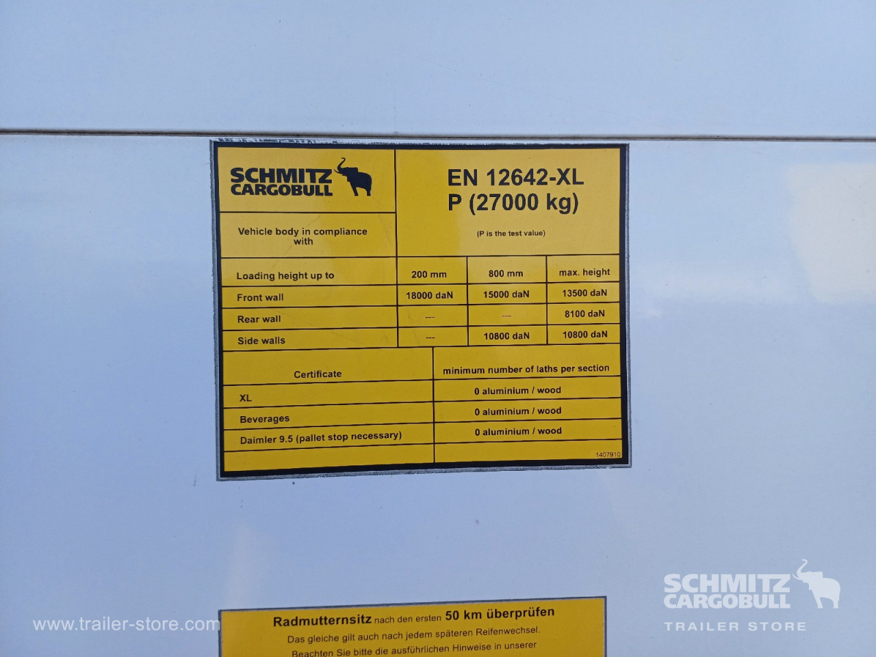 Schmitz Cargobull Curtainsider Mega 