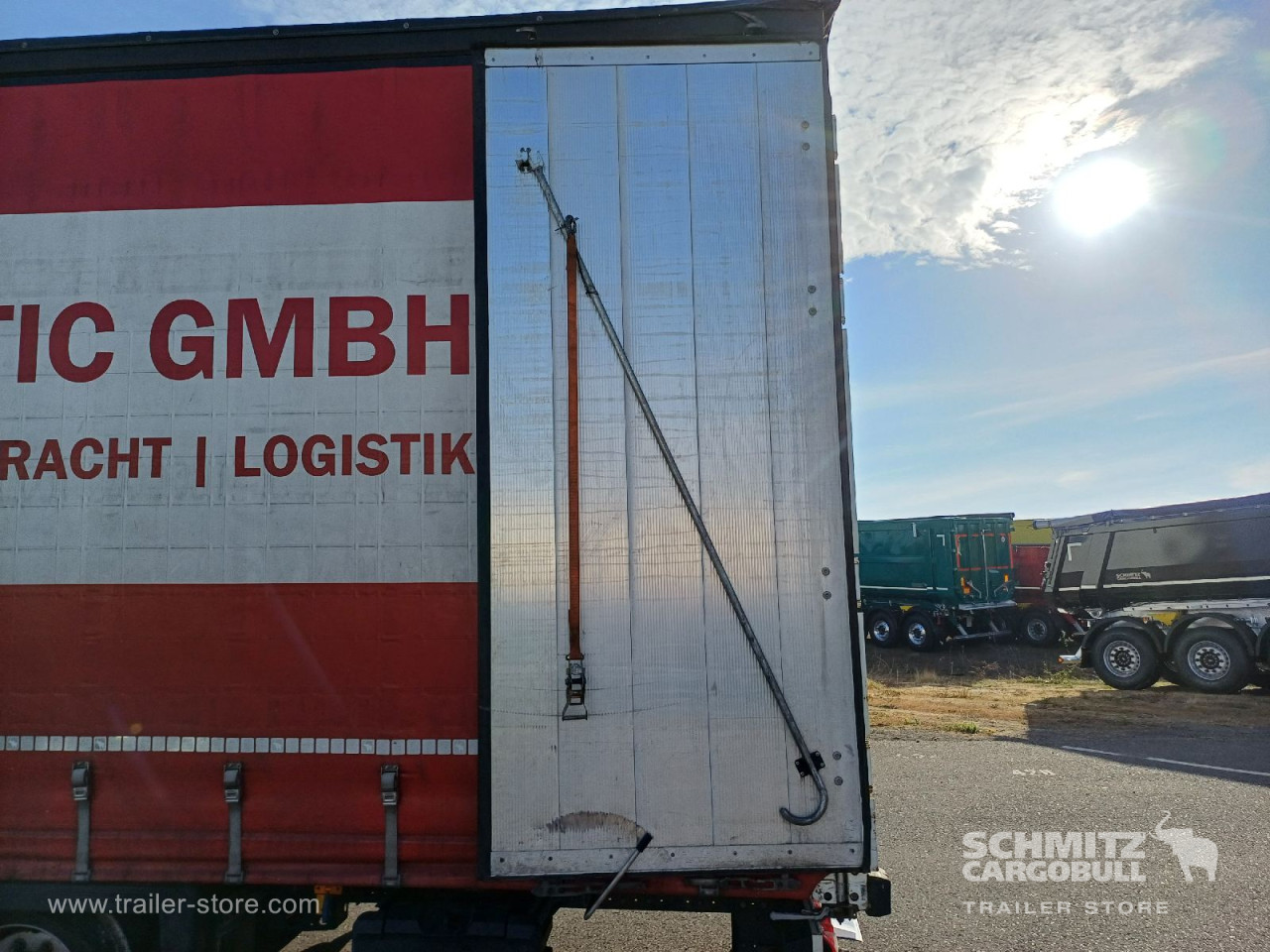 Schmitz Cargobull Curtainsider Mega 