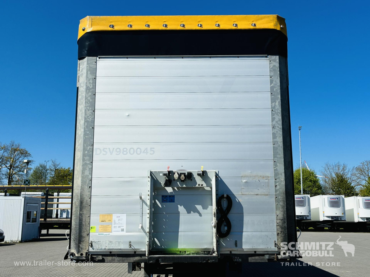 Schmitz Cargobull Curtainsider Standard 