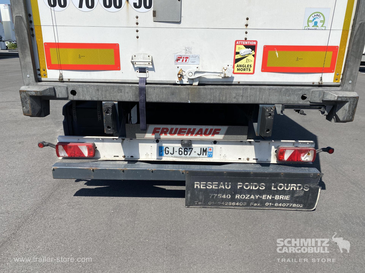FRUEHAUF Semitrailer Dryfreight Standard Porte relevante 