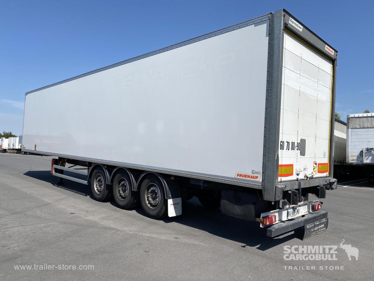 FRUEHAUF Semitrailer Dryfreight Standard Porte relevante 