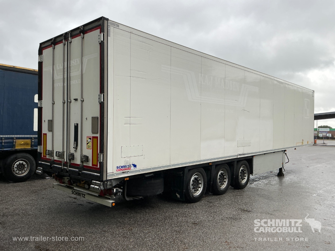 Schmitz Cargobull Reefer Meat hanging system 