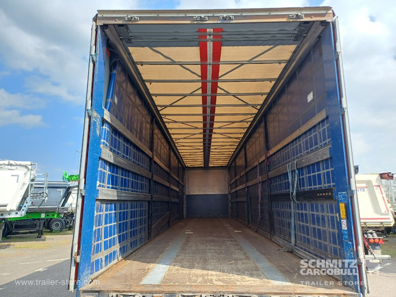 KOEGEL Curtainsider Standard 