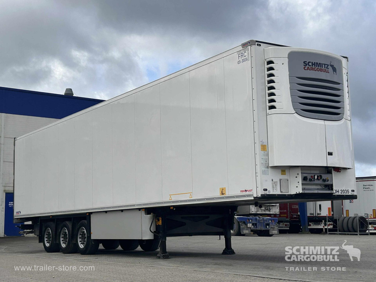 Schmitz Cargobull Reefer Meat hanging system 