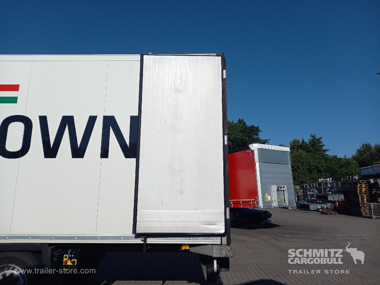 Schmitz Cargobull Tiefkühler Multitemp Doppelstock Trennwand 