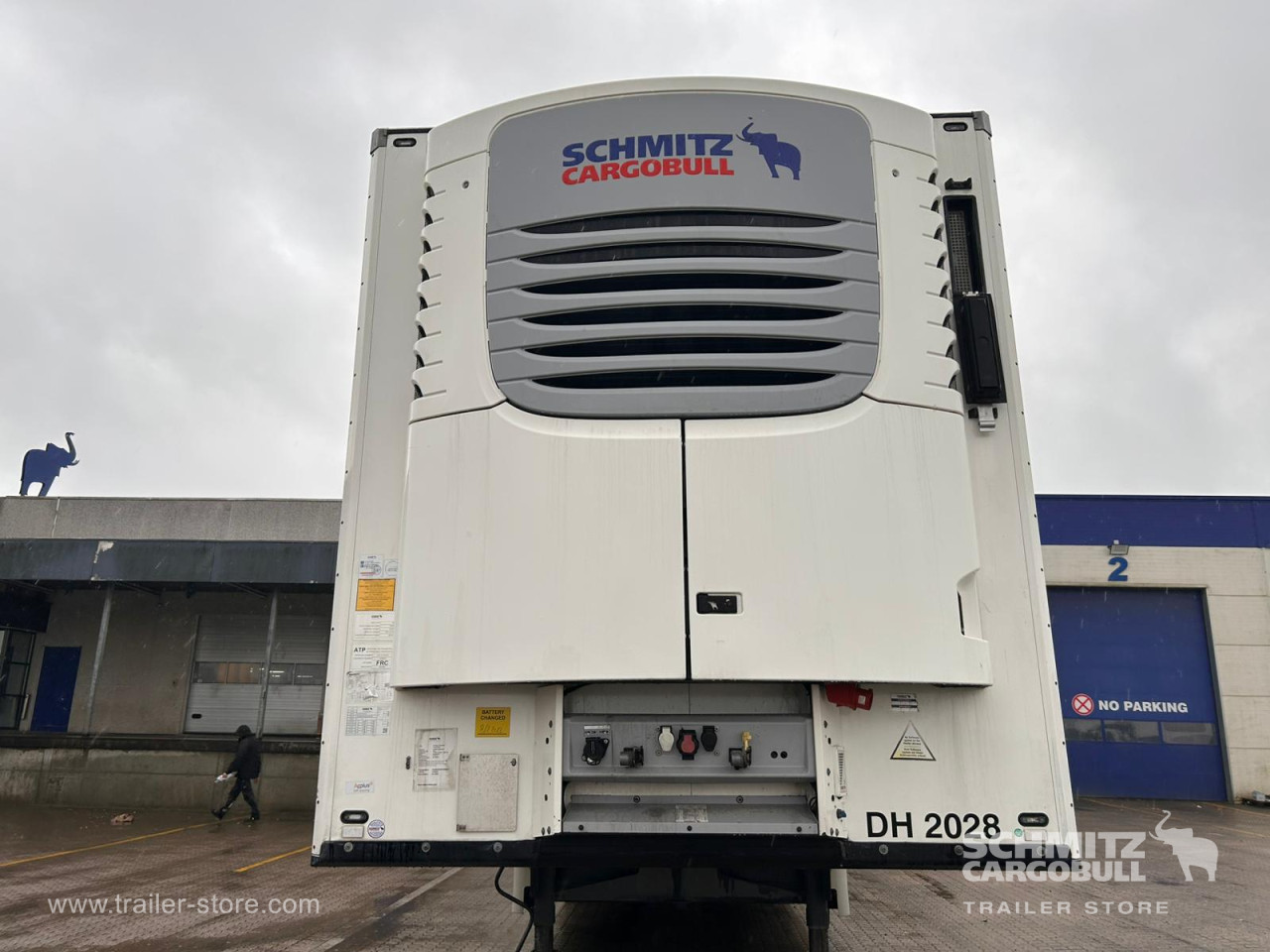 Schmitz Cargobull Reefer Meat hanging system 