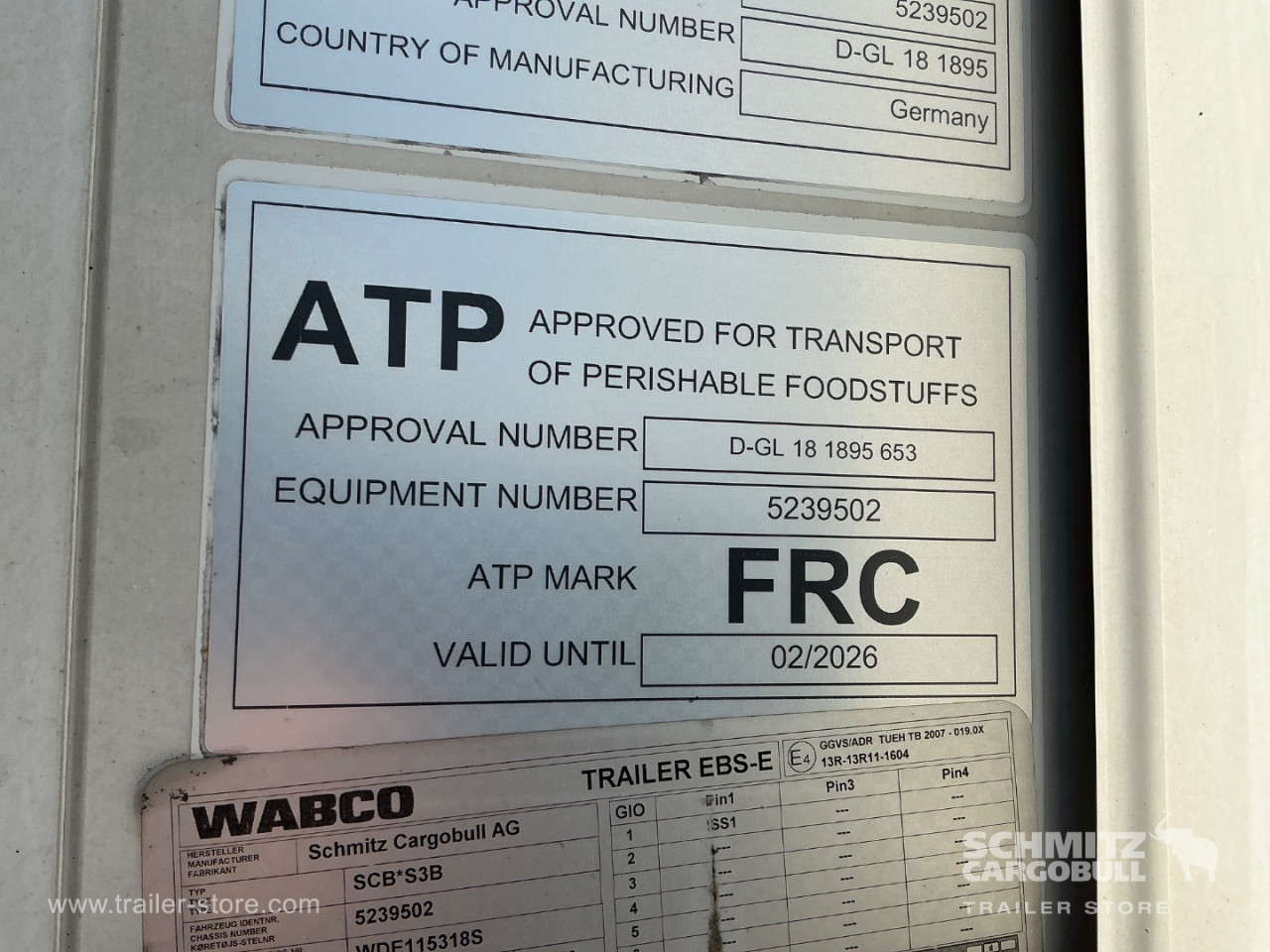 Schmitz Cargobull Reefer Meat hanging system 