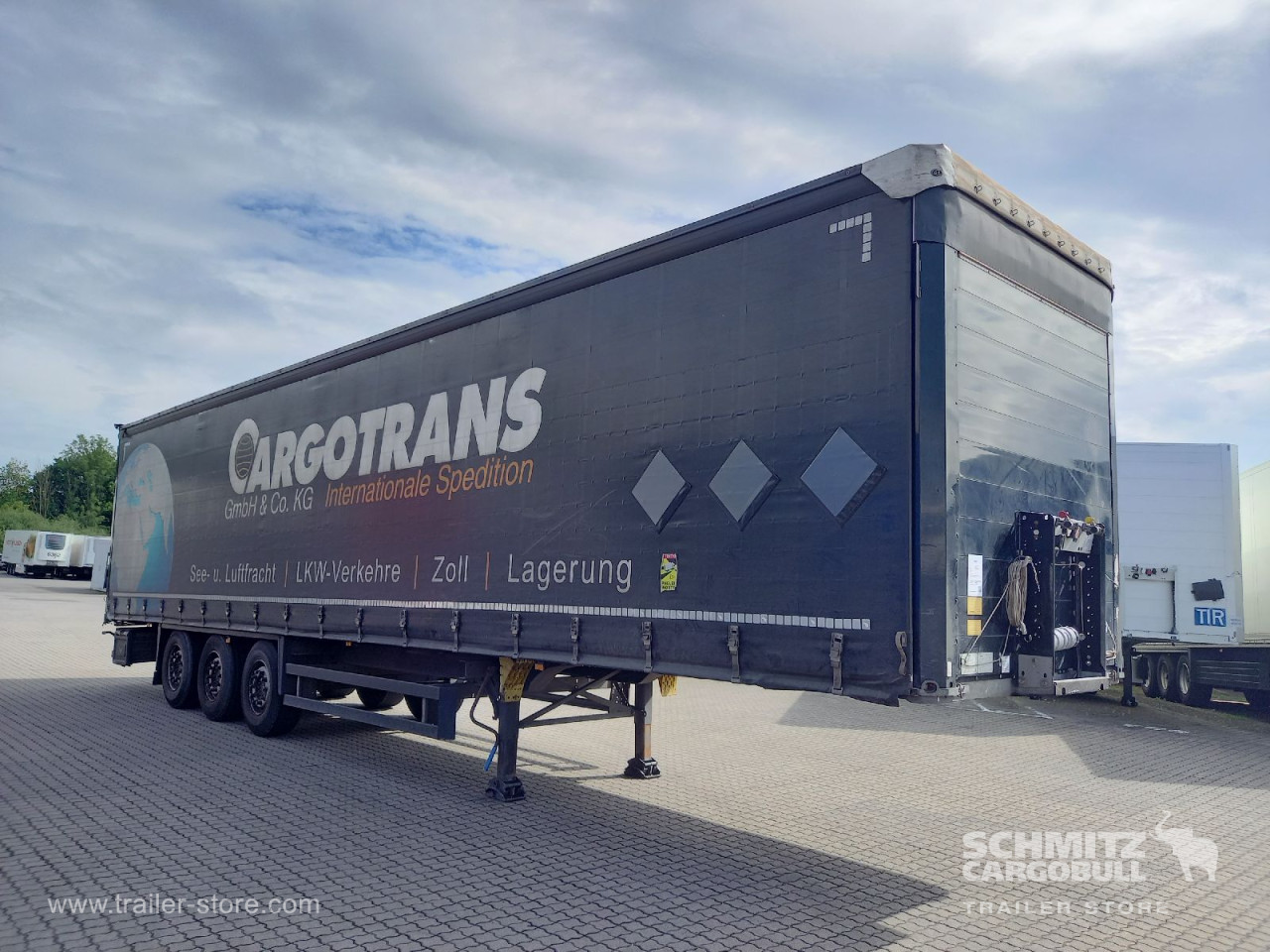 Schmitz Cargobull Curtainsider Standard 