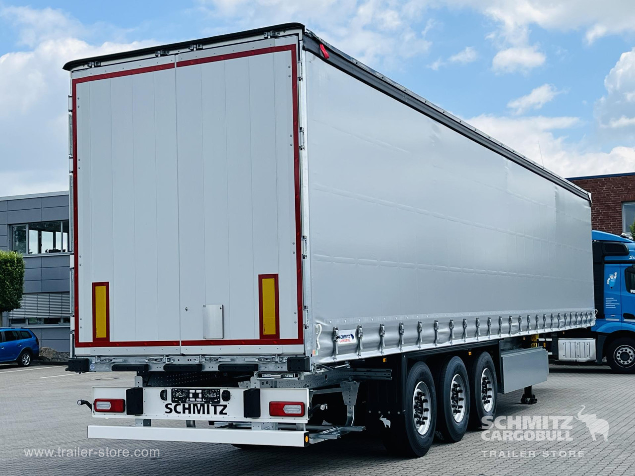 Schmitz Cargobull Curtainsider Standard Getränke 