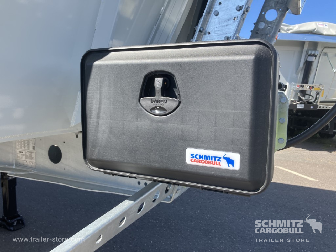 Schmitz Cargobull Kipper Alukastenmulde 52m³ 