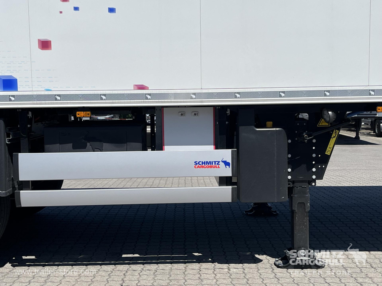 Schmitz Cargobull Frischdienst Standard Trennwand Rolltor Ladebordwand 