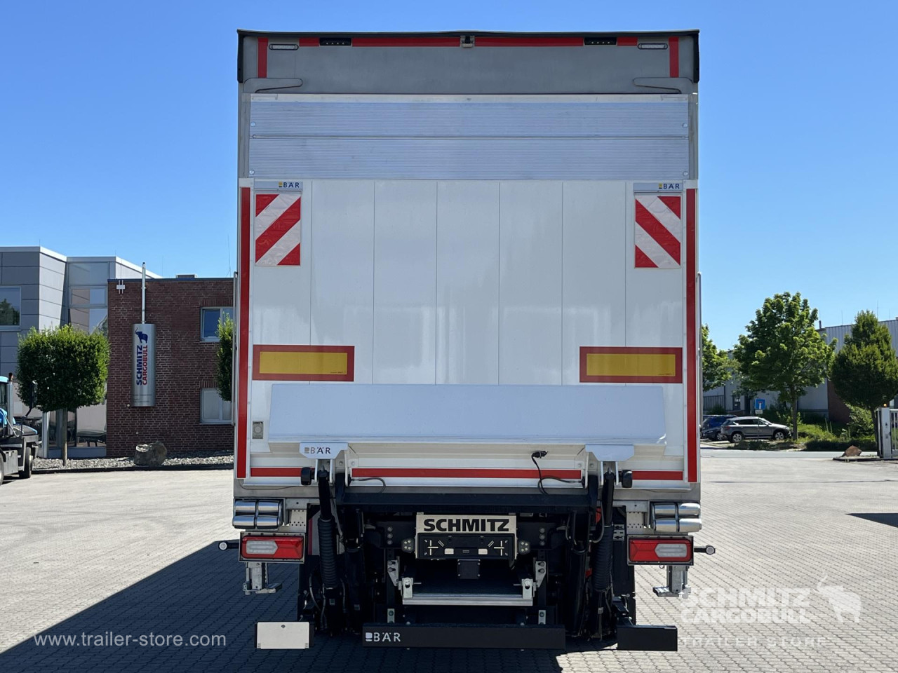 Schmitz Cargobull Frischdienst Standard Trennwand Rolltor Ladebordwand 