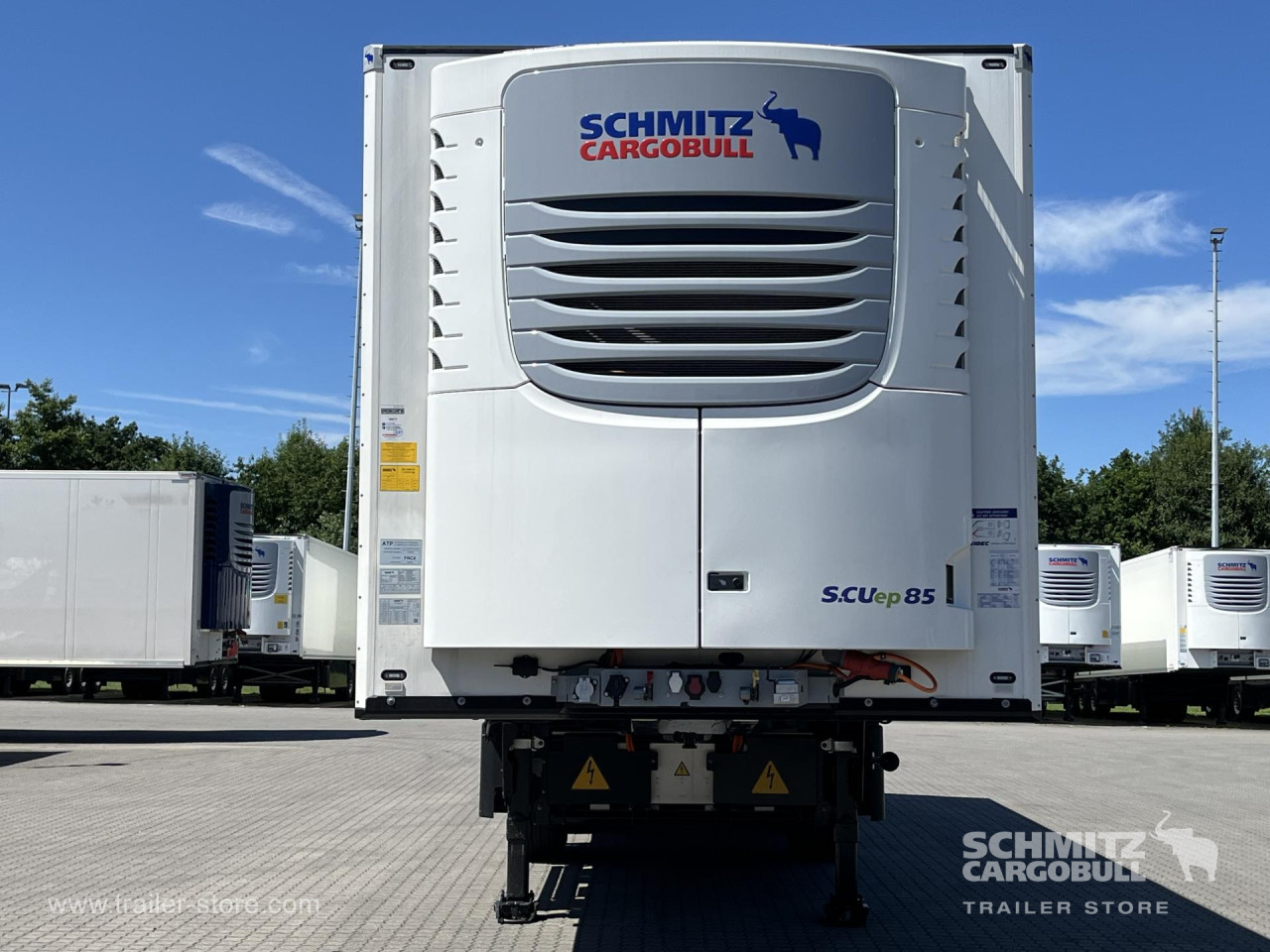 Schmitz Cargobull Frischdienst Standard Trennwand Rolltor Ladebordwand 