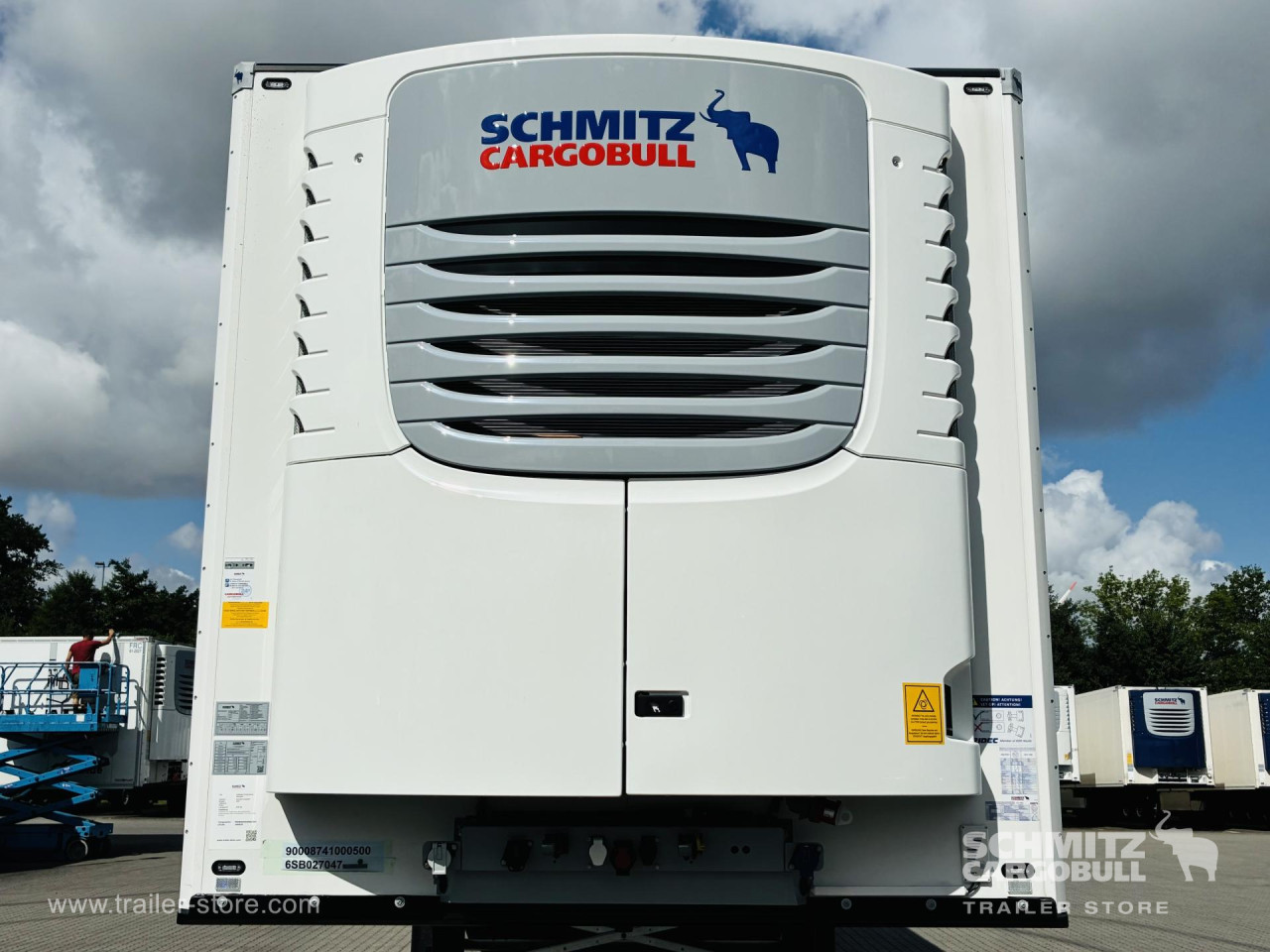 Schmitz Cargobull Frischdienst Standard Trennwand Ladebordwand 