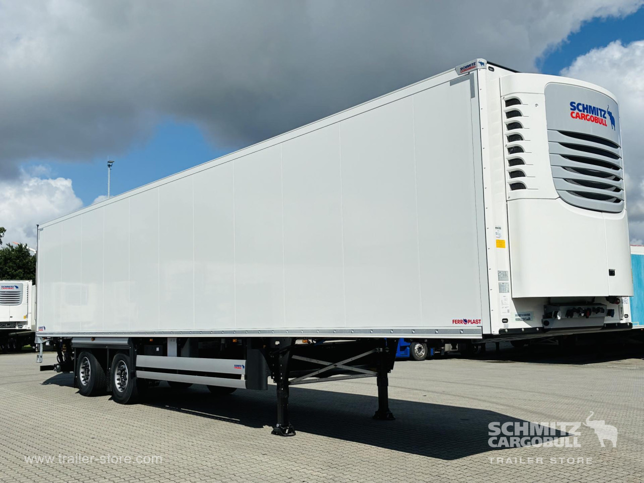 Schmitz Cargobull Frischdienst Standard Trennwand Ladebordwand 
