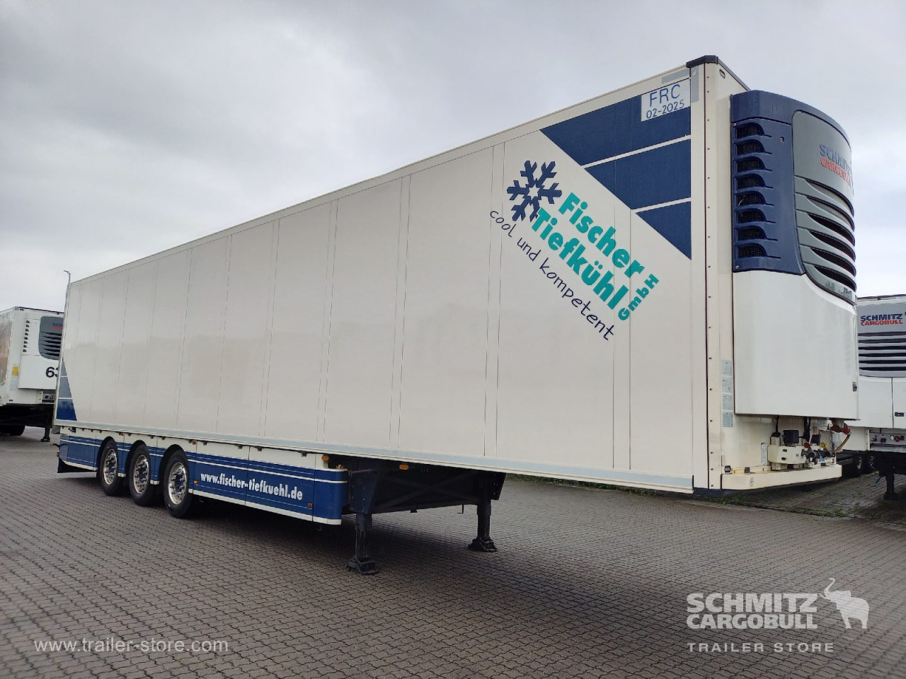 Schmitz Cargobull Tiefkühler Multitemp Doppelstock Trennwand 