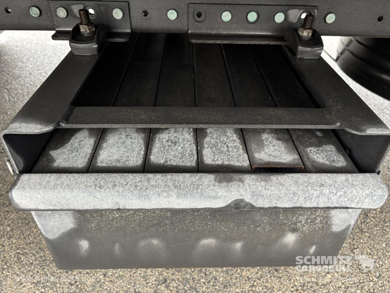 Schmitz Cargobull Curtainsider Mega 