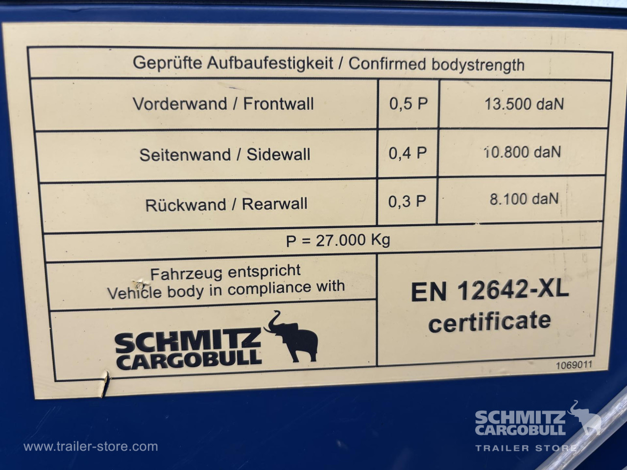 Schmitz Cargobull Curtainsider Standard 