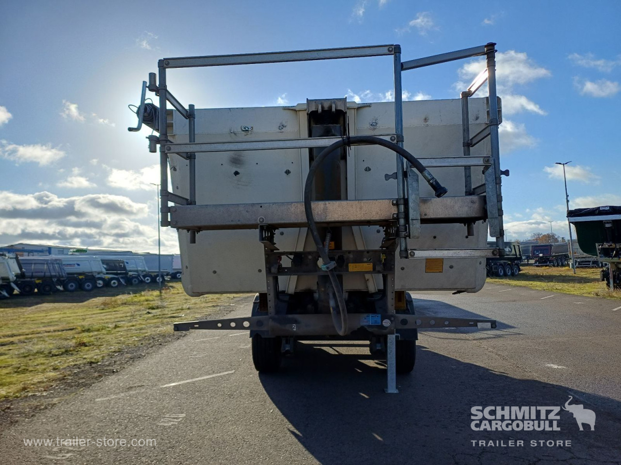 Schmitz Cargobull Kipper Alukastenmulde 24m³ 