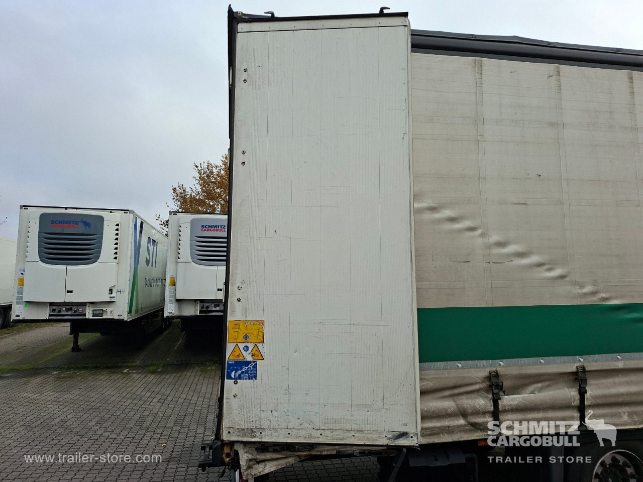 Schmitz Cargobull Curtainsider Varios 