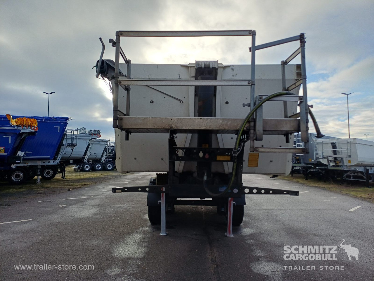 Schmitz Cargobull Kipper Alukastenmulde 24m³ 