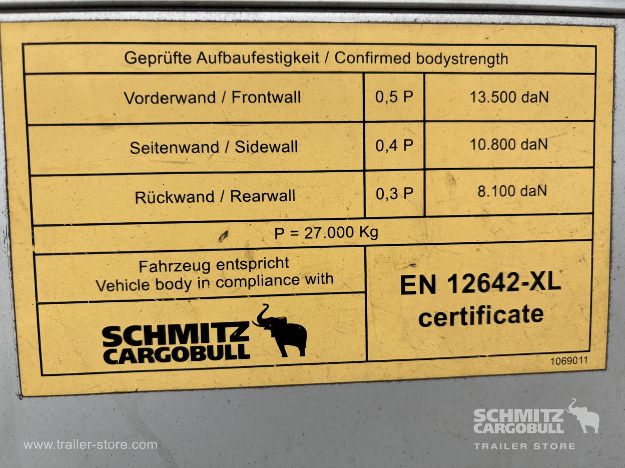 Schmitz Cargobull Curtainsider Standard 