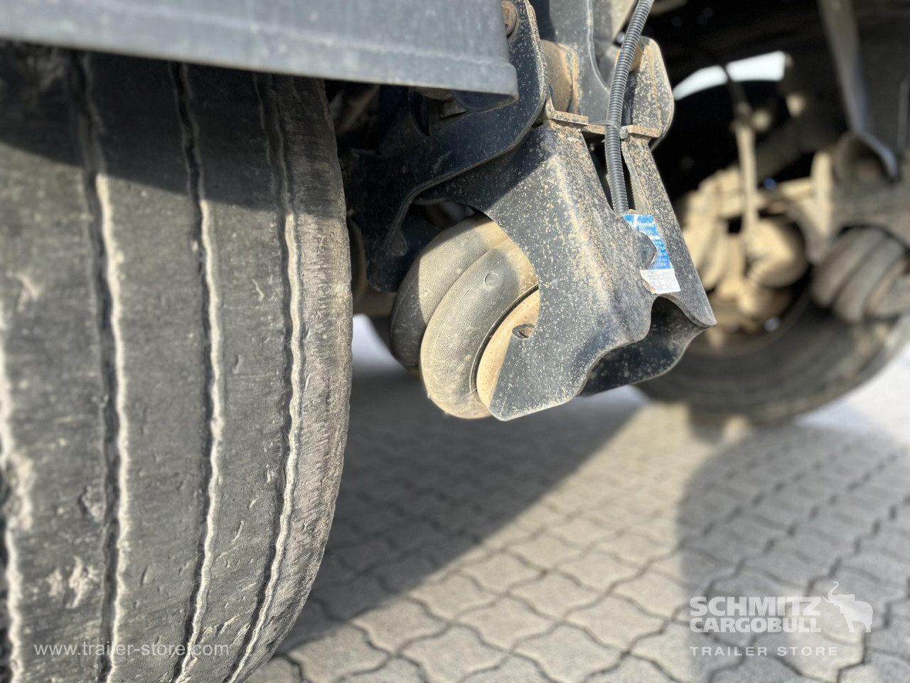 Schmitz Cargobull Kipper Stahlrundmulde 