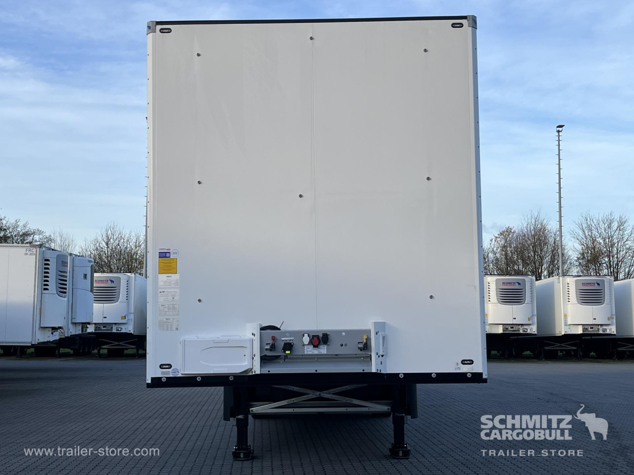 Schmitz Cargobull Tiefkühler Standard Doppelstock Trennwand 