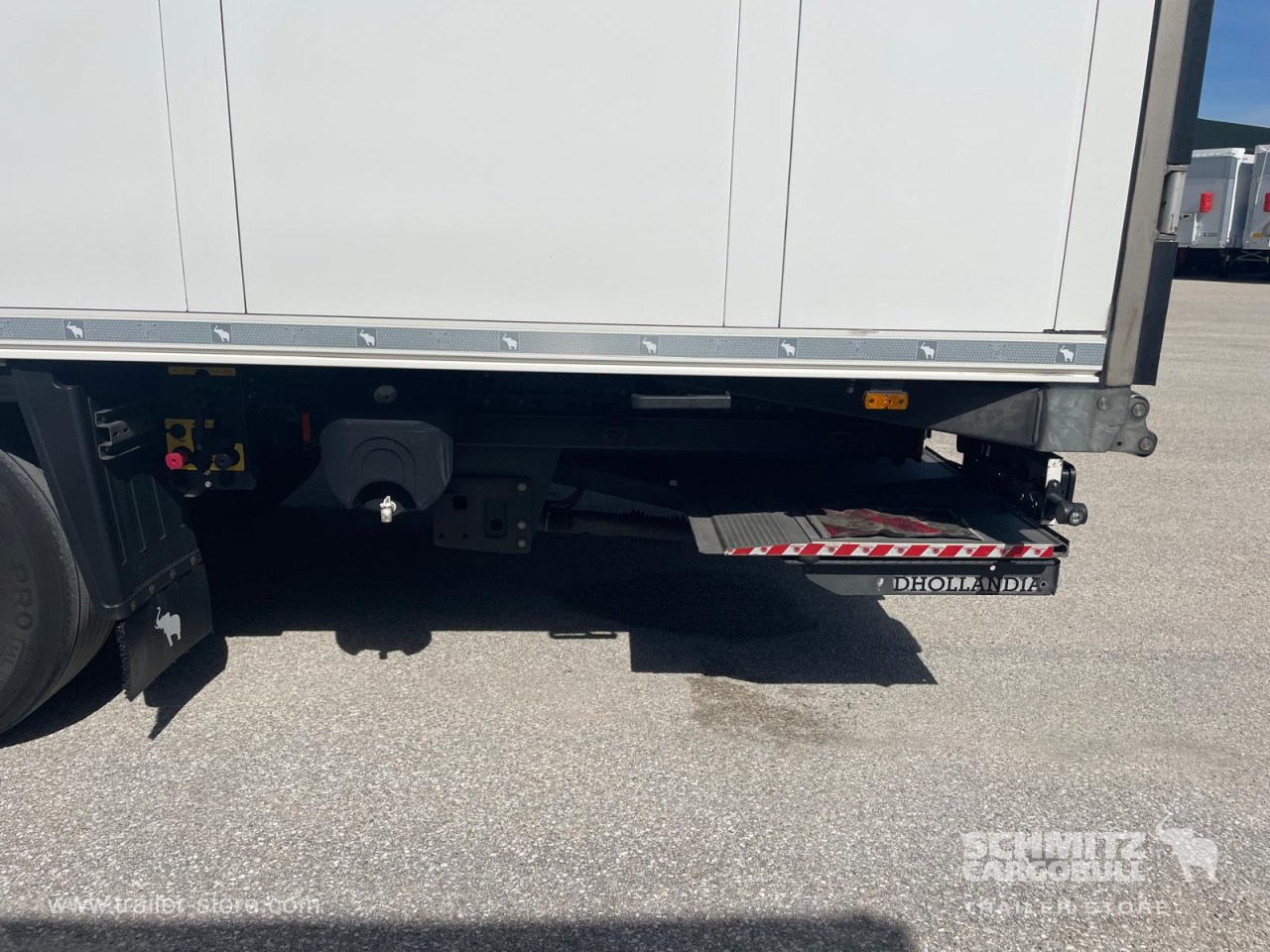 Schmitz Cargobull Reefer Standard Taillift 