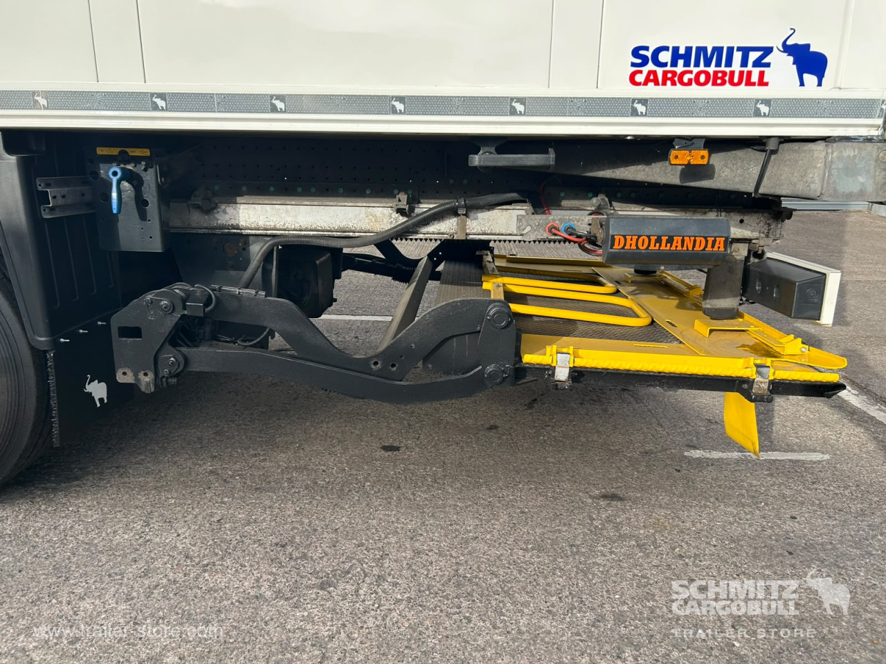 Schmitz Cargobull Reefer Multitemp Taillift 