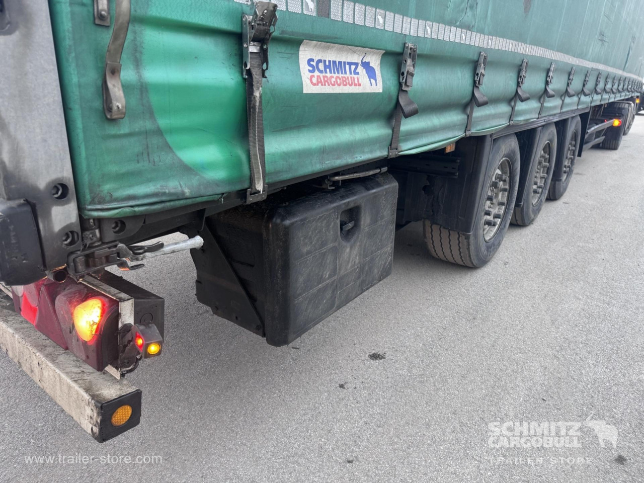 Schmitz Cargobull Curtainsider Mega 
