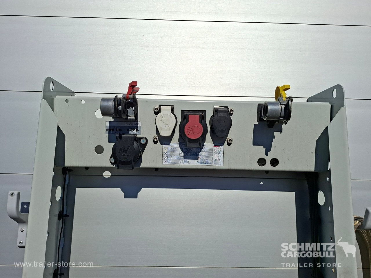 Schmitz Cargobull Curtainsider Standard 