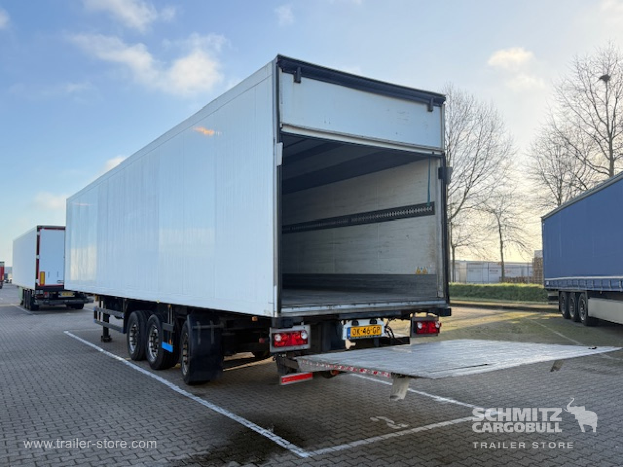 Schmitz Cargobull Oplegger Vries Standard Taillift 