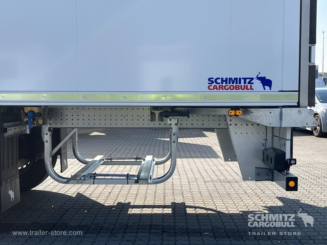Schmitz Cargobull Tiefkühler Standard Doppelstock Trennwand 