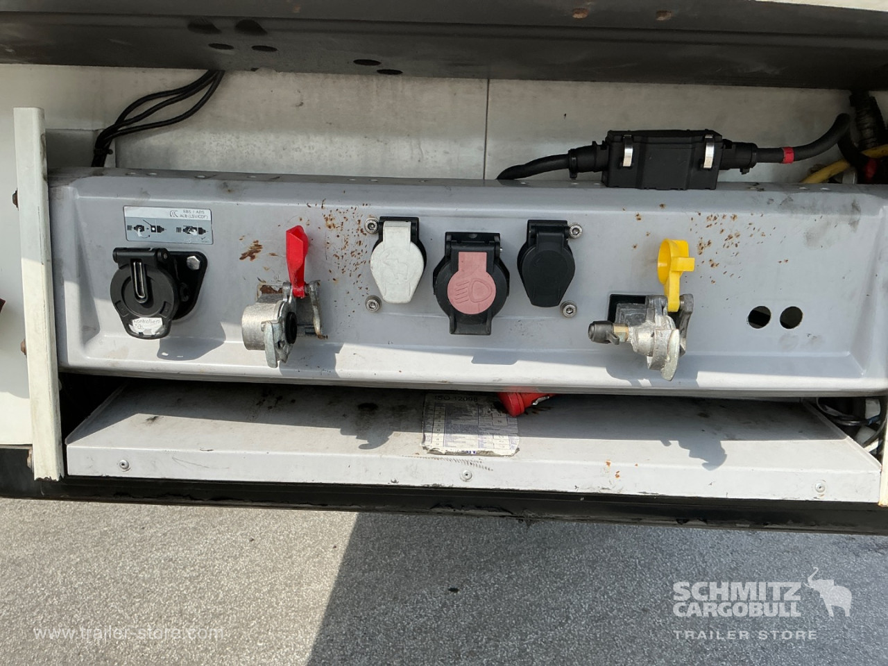 Schmitz Cargobull Auflieger Tiefkühlkoffer Multitemp Double deck Taillift 