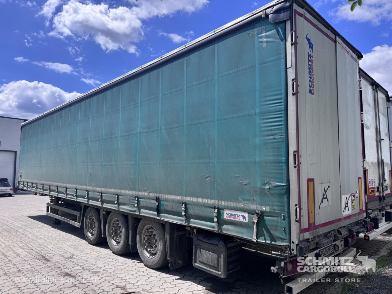 Schmitz Cargobull Curtainsider Mega 
