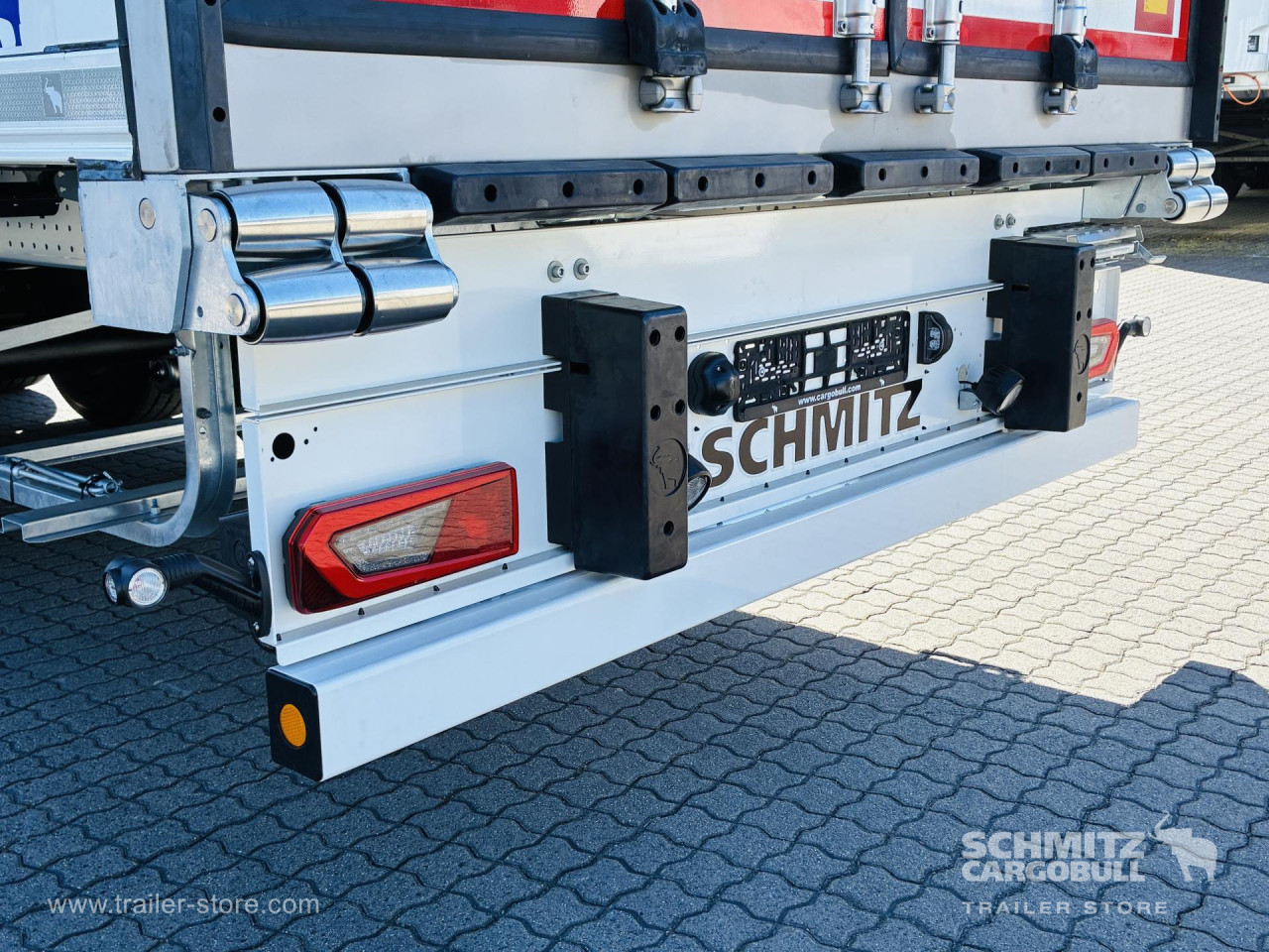 Schmitz Cargobull Tiefkühler Multitemp Trennwand 