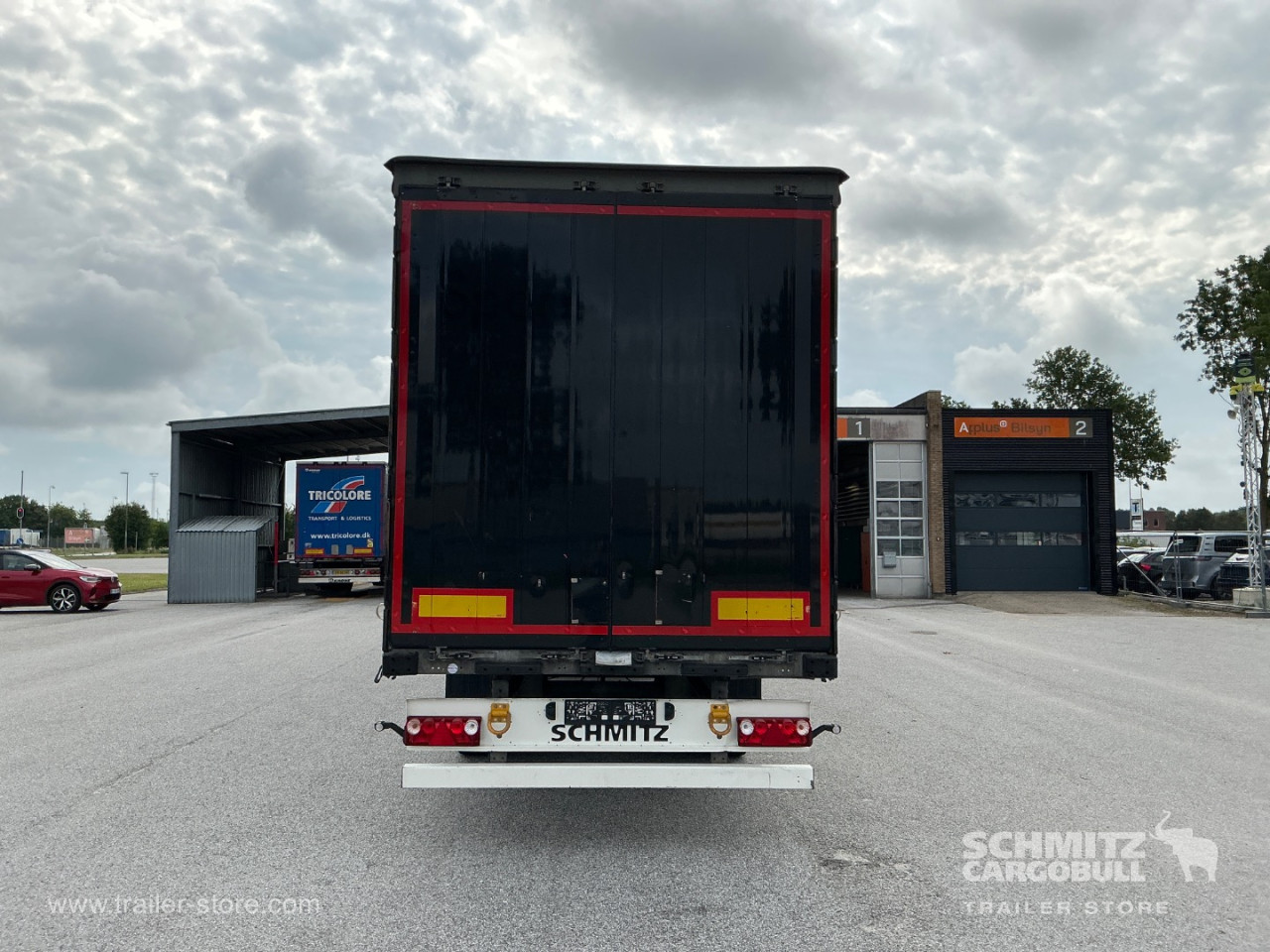 Schmitz Cargobull Curtainsider Standard 