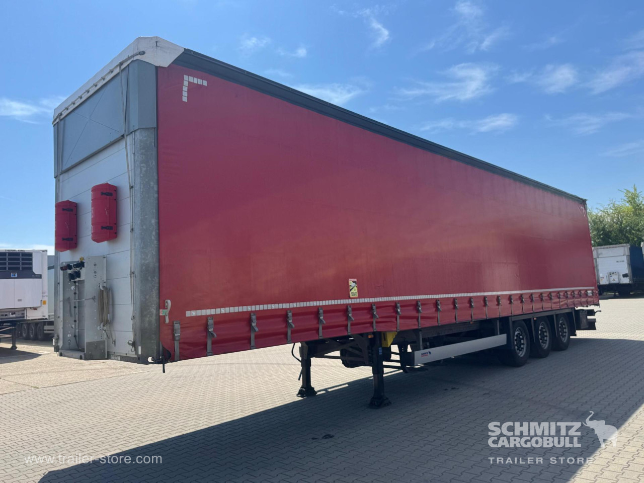 Schmitz Cargobull Curtainsider Mega 