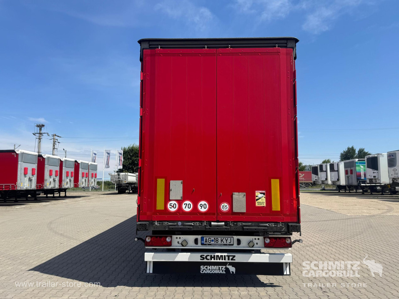 Schmitz Cargobull Curtainsider Mega 
