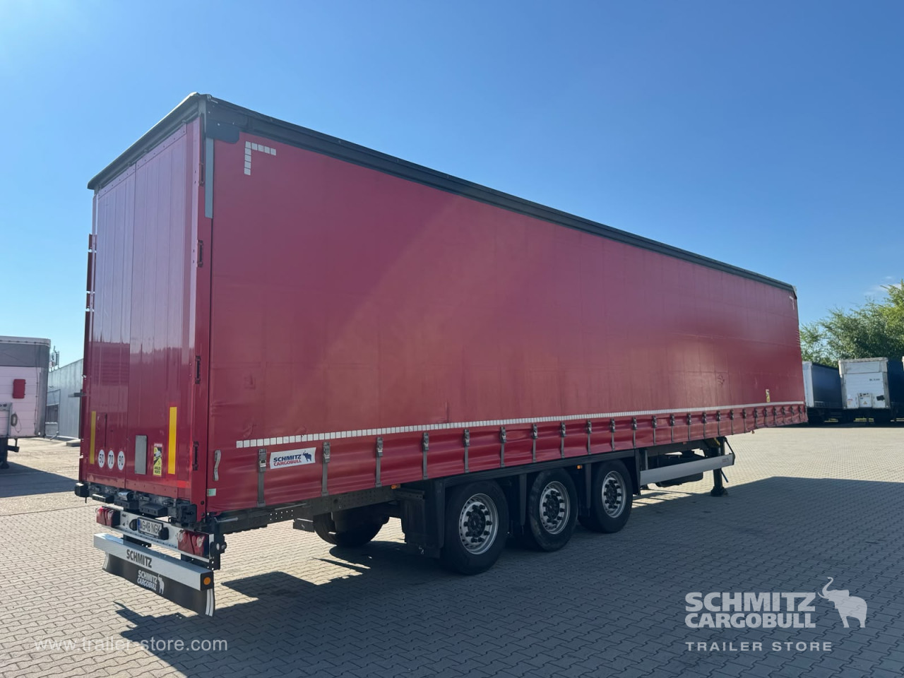 Schmitz Cargobull Curtainsider Mega 