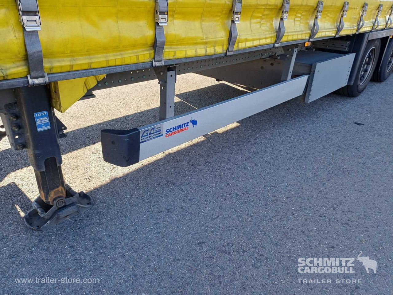 Schmitz Cargobull Curtainsider Mega 